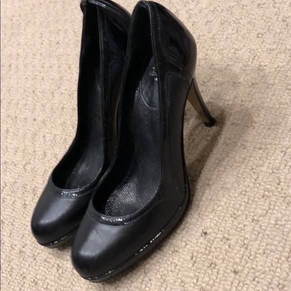 Black pumps - Picture 2 of 5